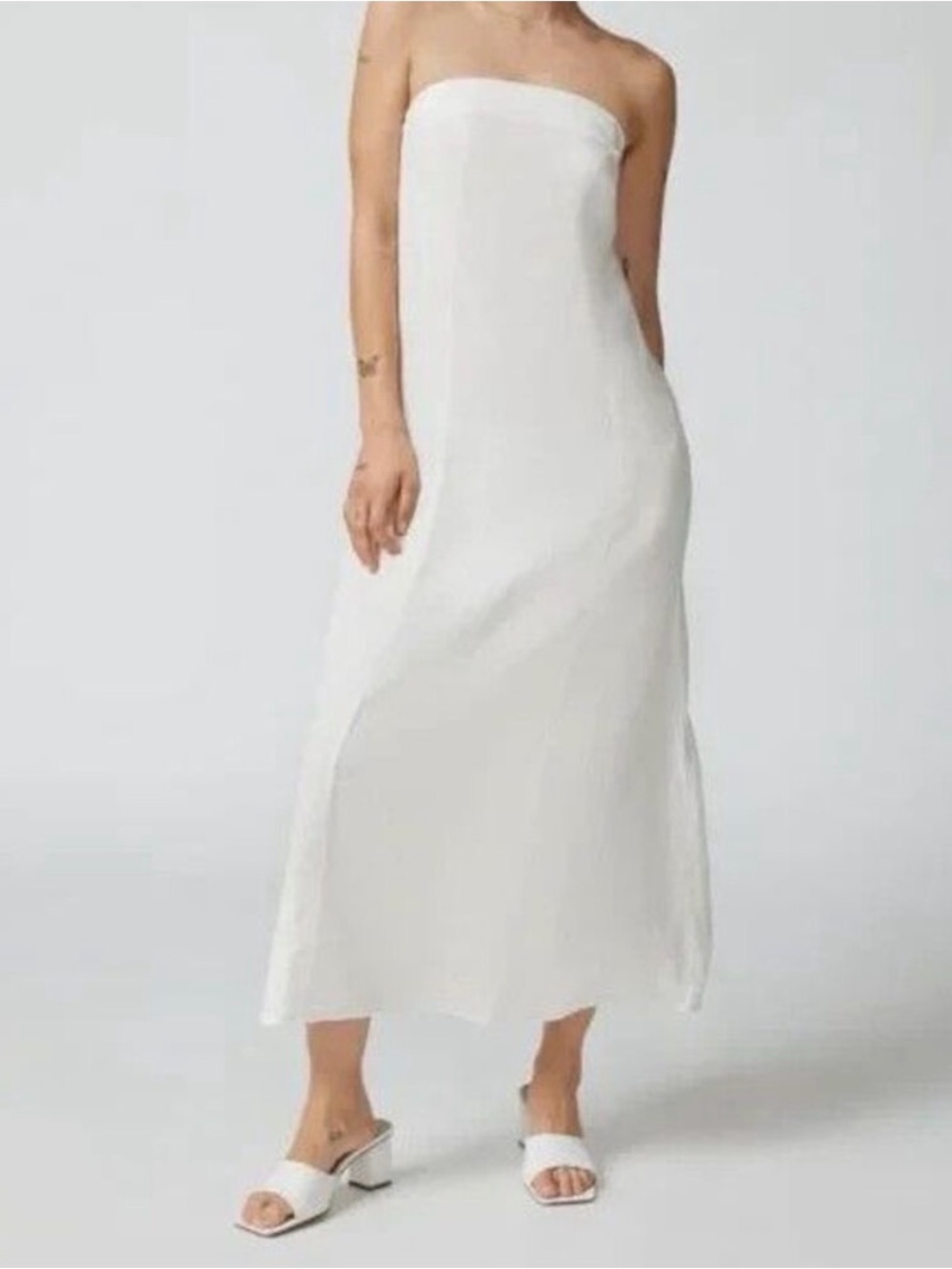 Urban Outfitters Linen White Strapless Midi Dress size Small